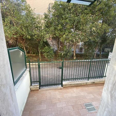 Appartamento Moderno A 15 Minuti Dal Centro Di Roma Exterior photo